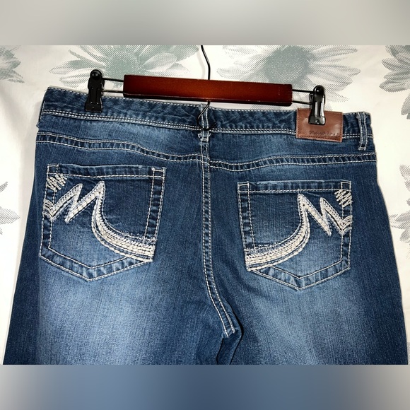Maurices EUC Denim Bootleg Jeans Size 11/12L - Picture 9 of 13